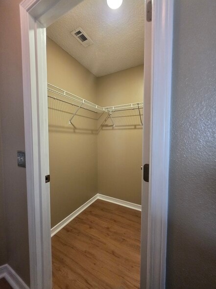 Master Bedroom Closet - 5577 Centerbrook Pl