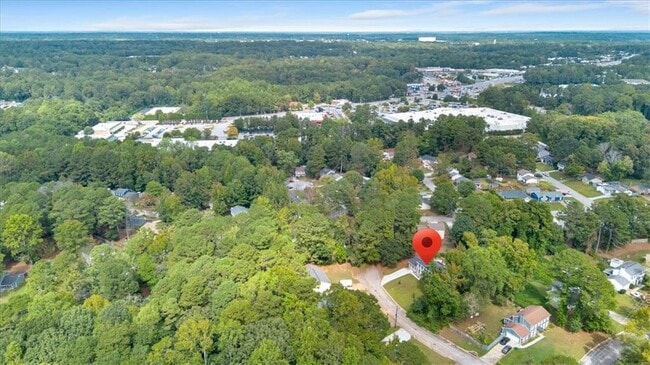 Building Photo - 661 Bantry Ln