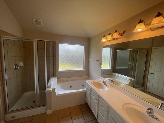 Building Photo - 12607 Alpine Ridge Way