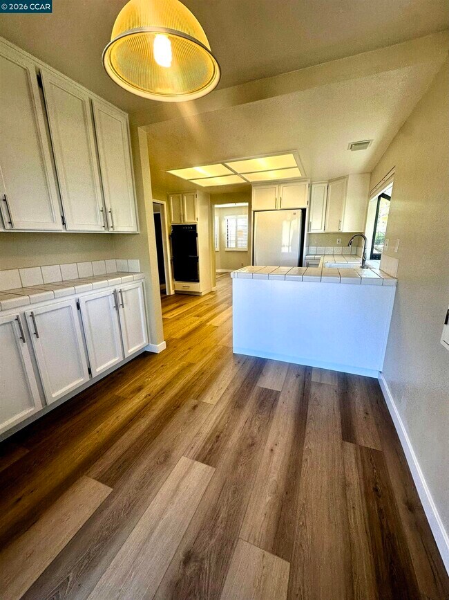 Building Photo - 4243 Terra Granada Dr