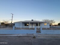 Building Photo - 646 S Concepcion St