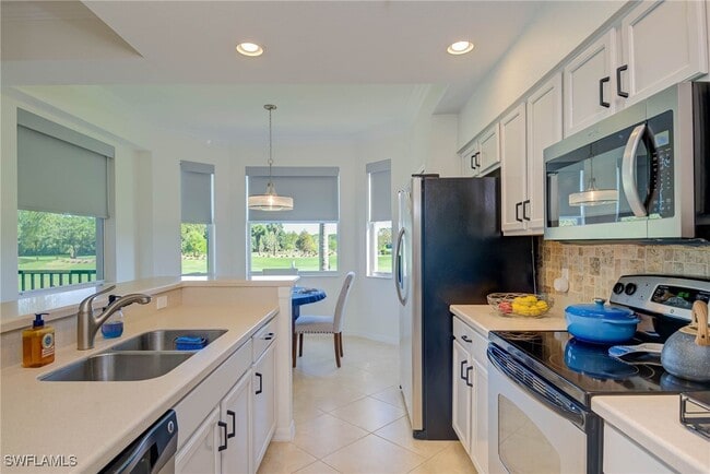 Building Photo - 10349 Heritage Bay Blvd