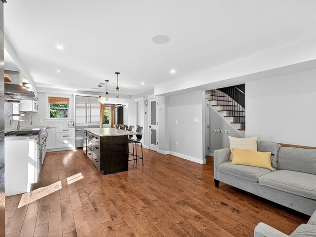 Building Photo - 409 Norfolk St