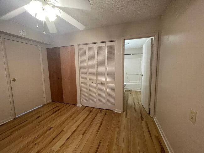 Building Photo - nimia160