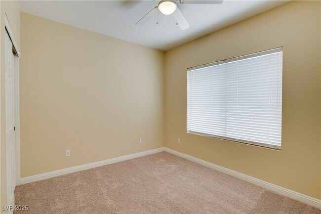 Building Photo - 216 Serenity Crest St