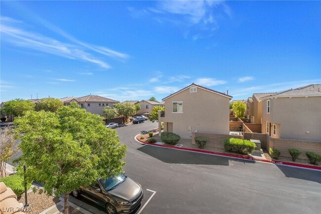 Building Photo - 10471 Masons Creek St