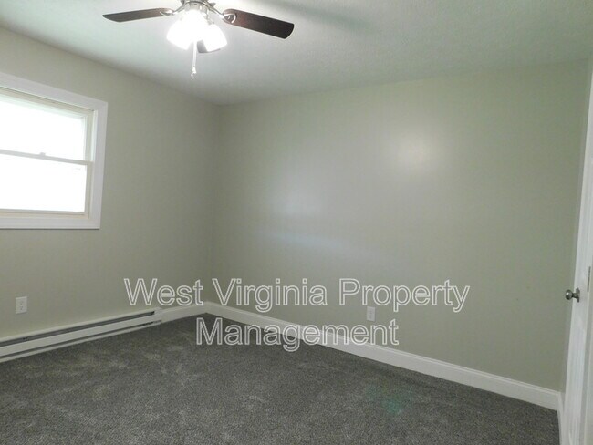 Building Photo - 2090 Prudence Rd