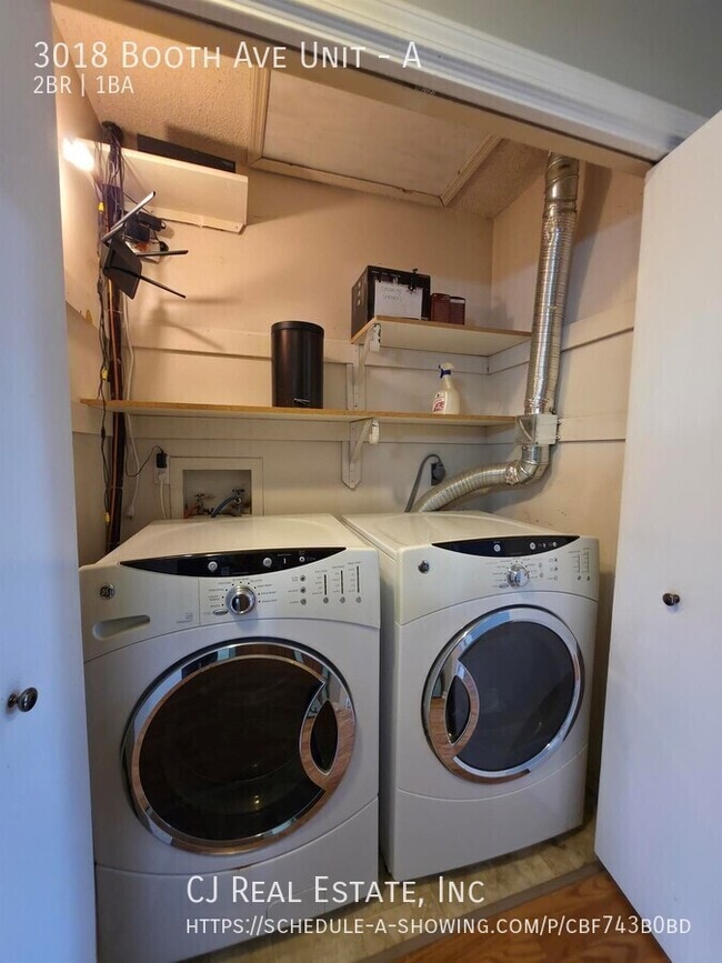 Building Photo - 3018 Booth Ave