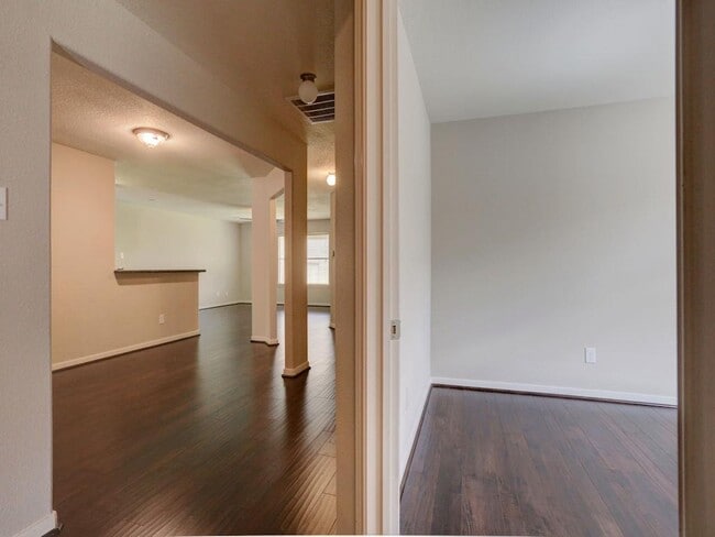 Building Photo - 28925 San Bernard River Loop