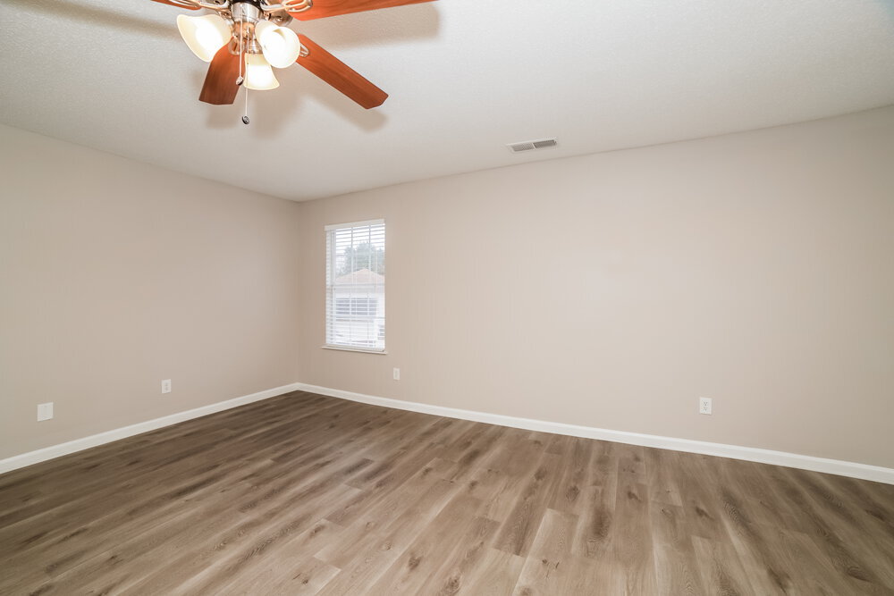 Building Photo - 1036 Sycamore Ln