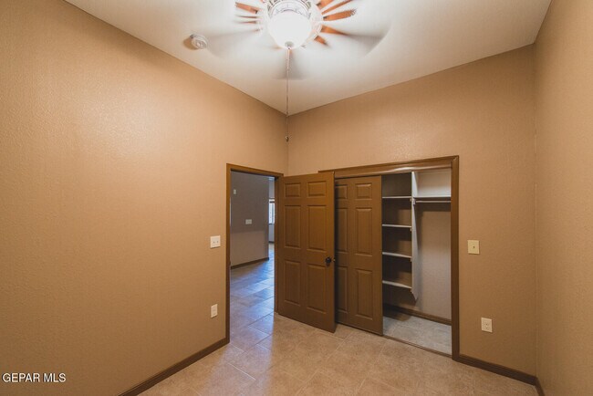 Building Photo - 326 Coates Dr