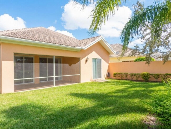 Building Photo - 11547 SW Rockingham Dr