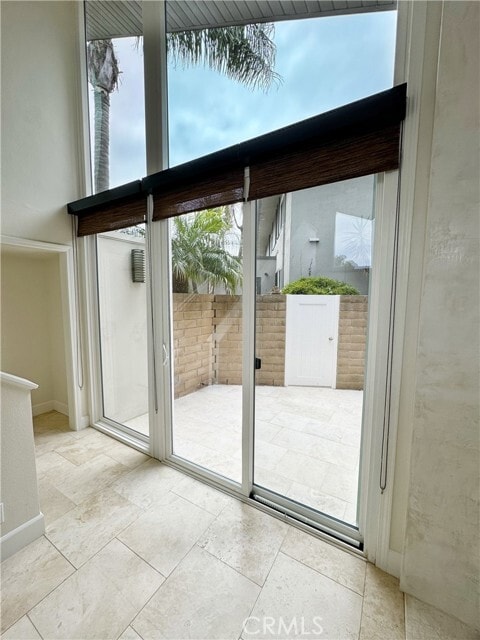 Building Photo - 4100 Shorecrest Ln