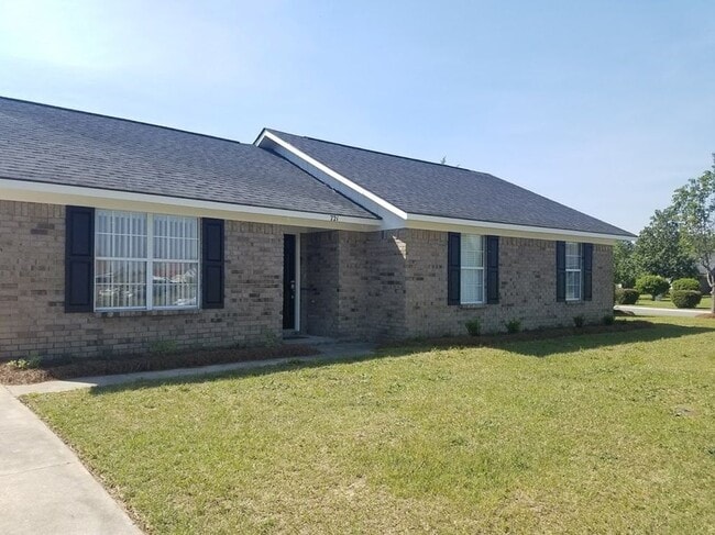 Building Photo - 721 Cindy Ln