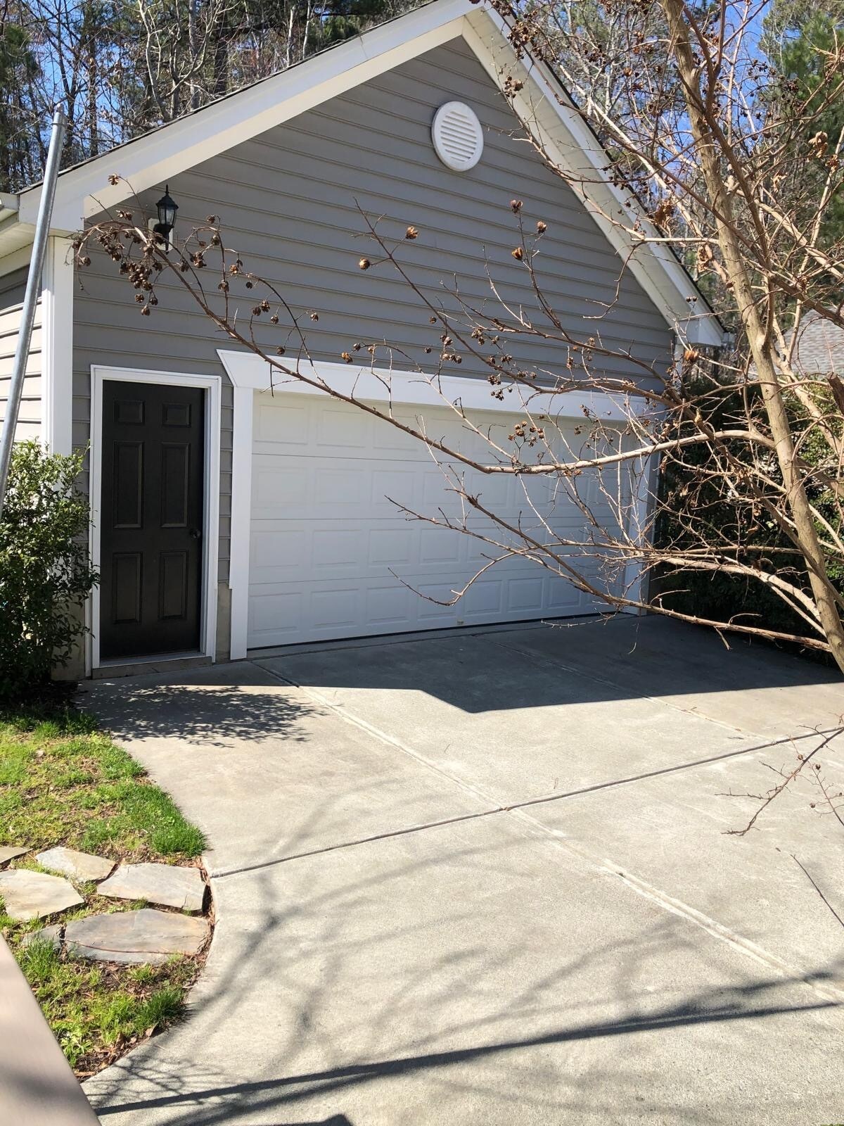Detached Garage - 133 Fort Jackson Rd