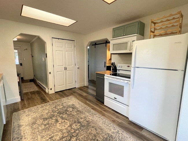 Building Photo - Pets Welcome- Charming 2-Bedroom Home with Fenced Yard in Roosevelt