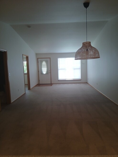Building Photo - 5670 Correll Dr