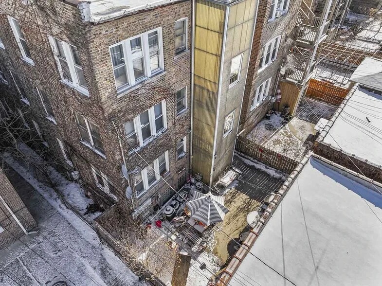 Building Photo - 6444 N Washtenaw Ave