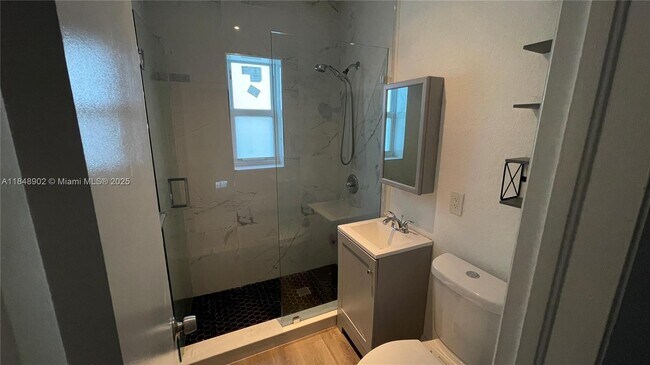 Building Photo - 425 NW 84th Terrace