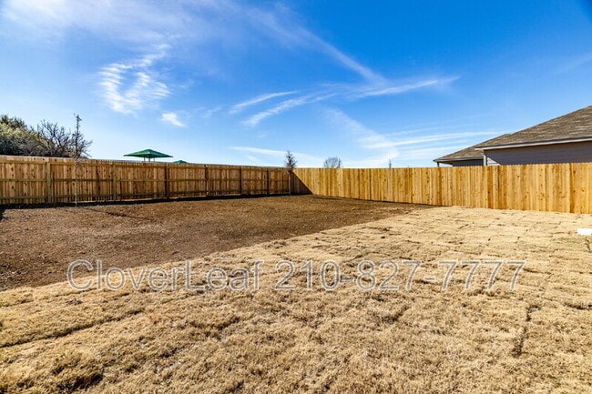 Building Photo - 706 Wolf Crest Blvd