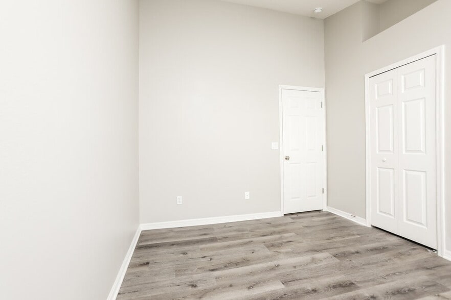 Building Photo - 4654 Park Eden Cir