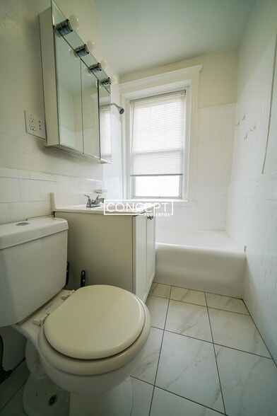 Building Photo - 58 Selkirk Rd