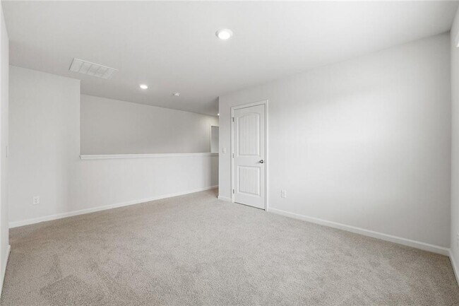 Building Photo - 6000 Screech Owl Dr