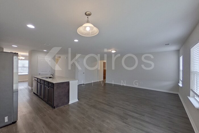 Building Photo - 100 St Matthew Wy