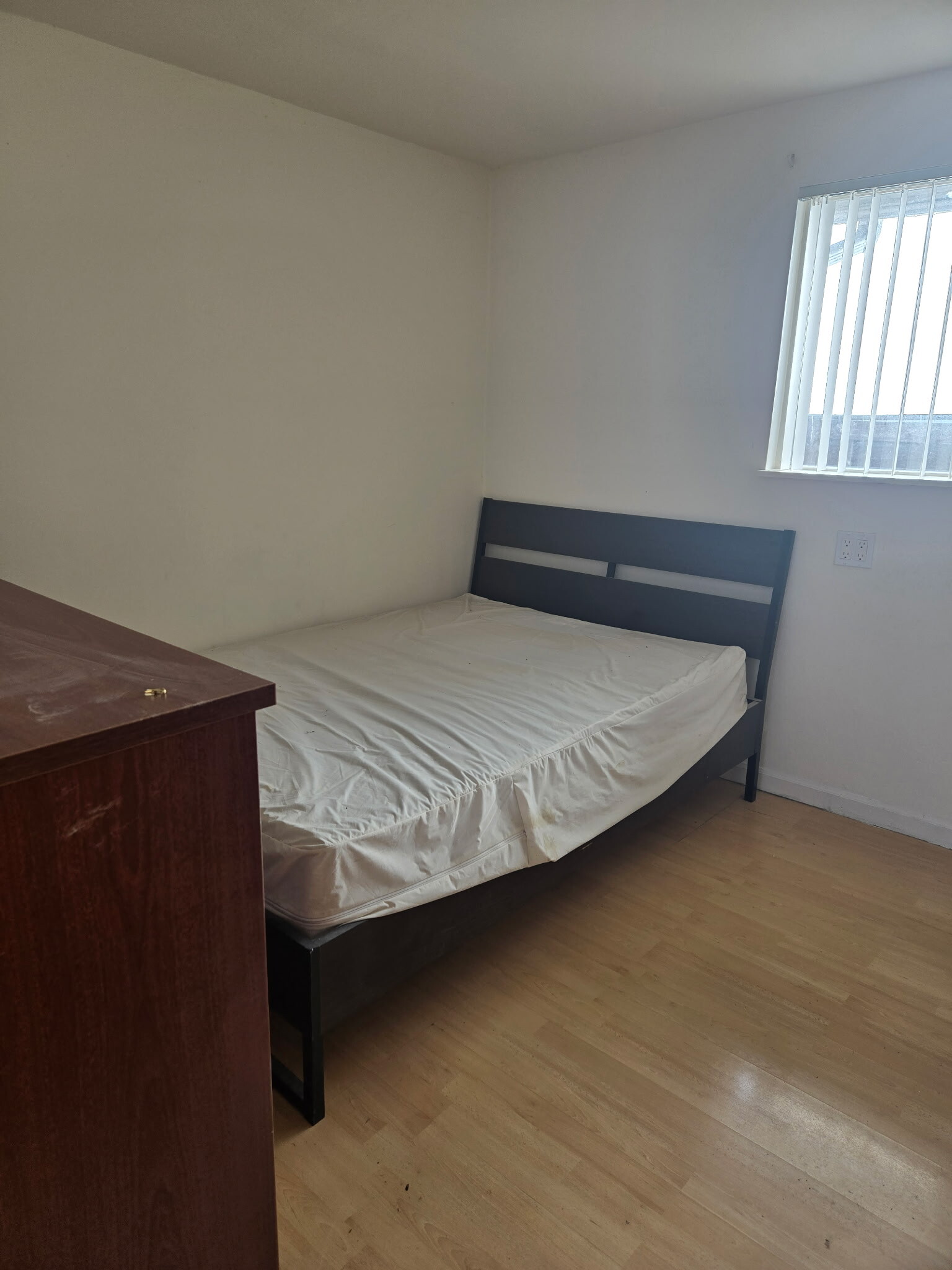 Building Photo - 6740 28th Ave S