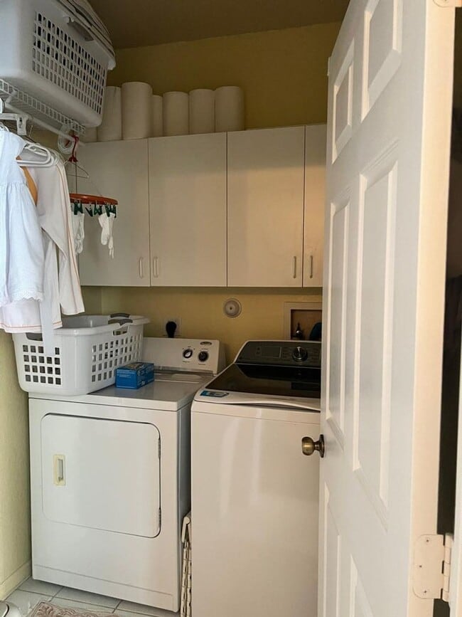 Building Photo - 18280 Coral Isles Dr