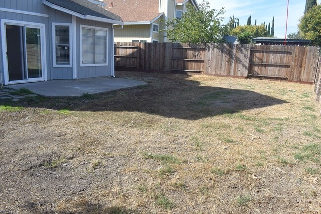 Building Photo - 8165 La Almendra Way