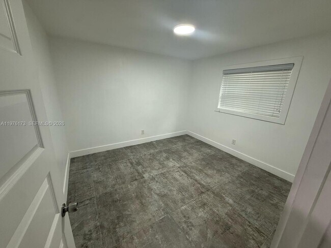 Building Photo - 11801 SW 180th St