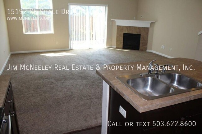 Building Photo - 15192 SE Shale Dr