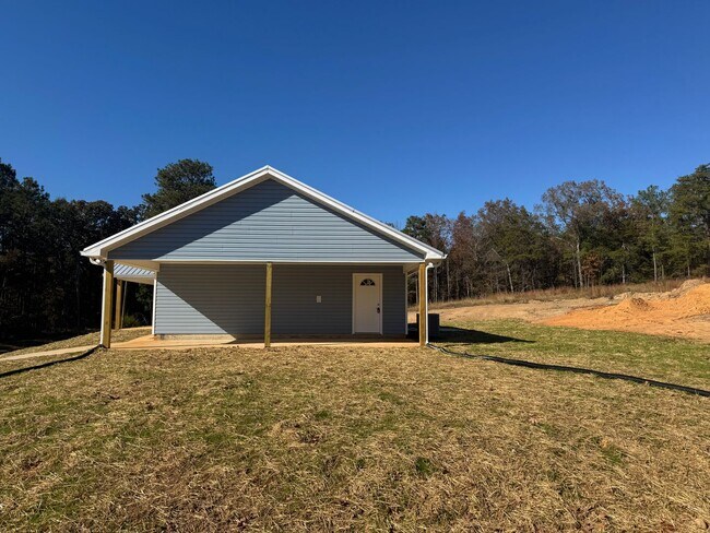 Building Photo - Modern 2025 New Construction