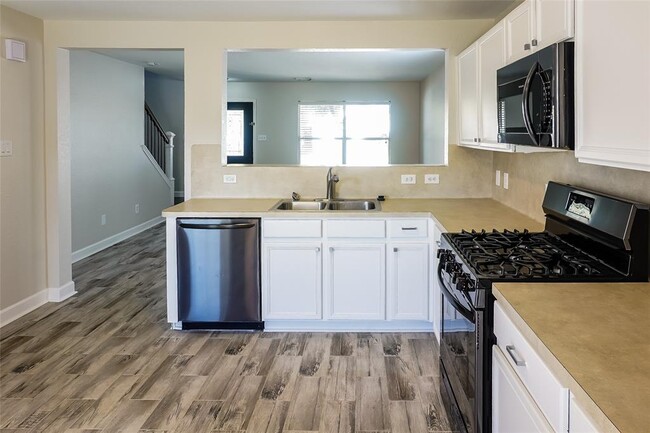 Building Photo - 11319 Seven Sisters Dr