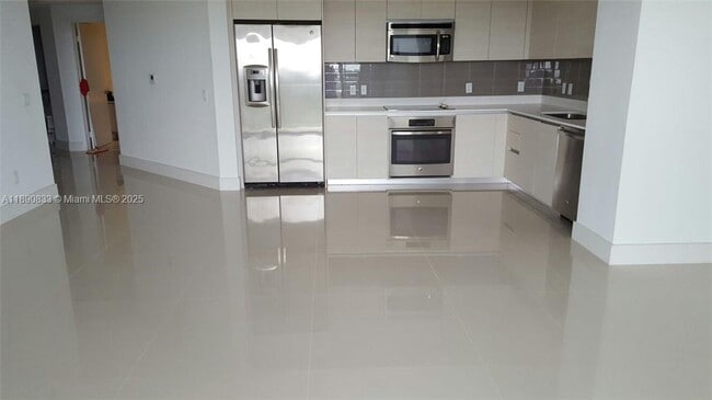 Building Photo - 4250 Biscayne Blvd