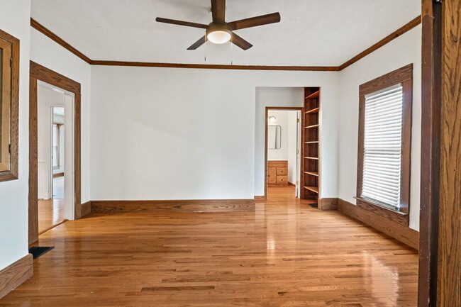 Building Photo - 3934 W Rd 100 N