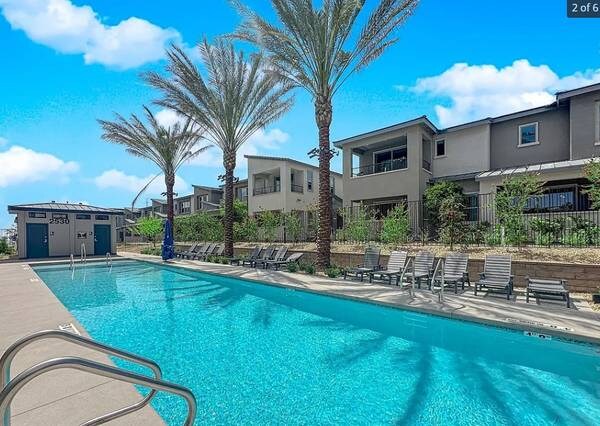 Building Photo - 2487 Altitude St