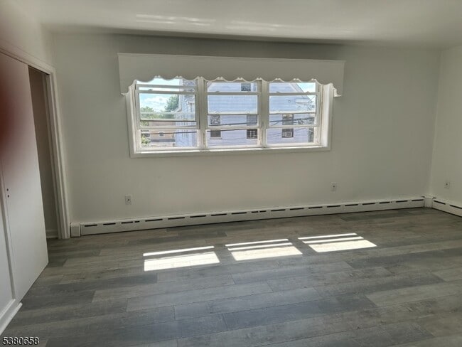 Building Photo - 296 Preakness Ave