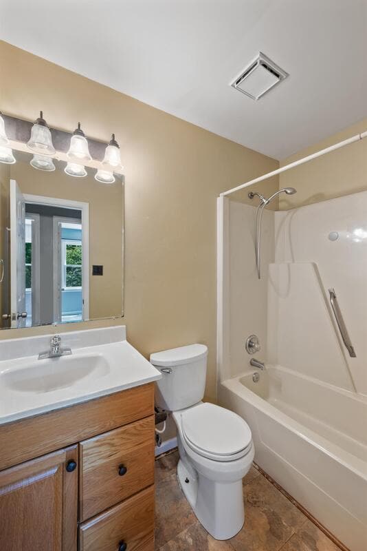 Building Photo - 2105 Grey Fox Ln