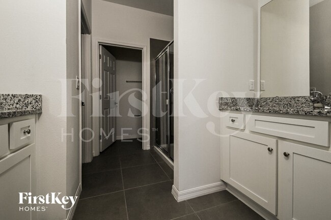 Building Photo - 564 Crown Rose Dr