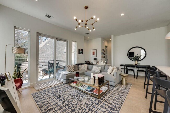 Building Photo - 5954 Lewis St