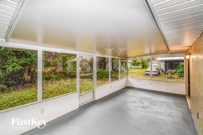 Building Photo - 798 Gilda Dr