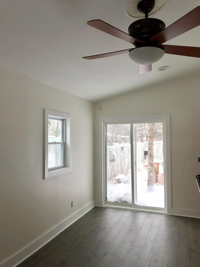 Building Photo - 8307 Greenwood Ave