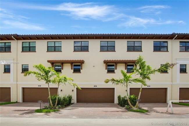 Building Photo - 5651 Hood Rd