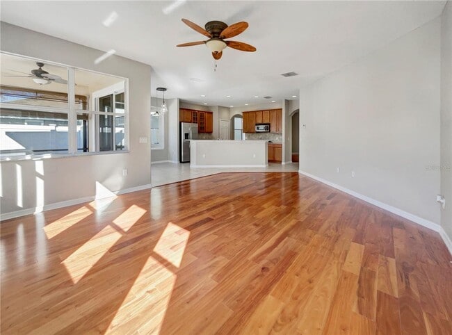 Building Photo - Spacious 3/2 with enclosed office and fence enclosed yard!