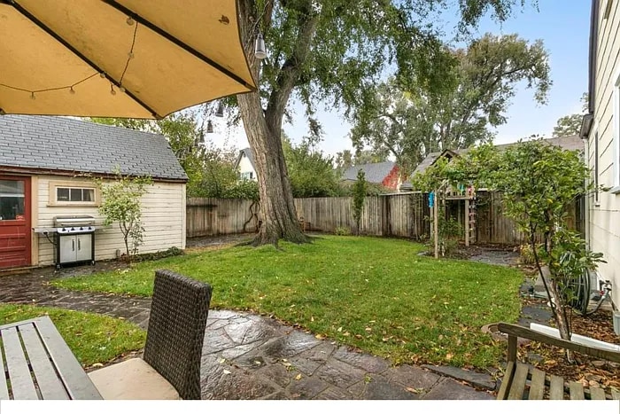 Building Photo - 917 W Magnolia St