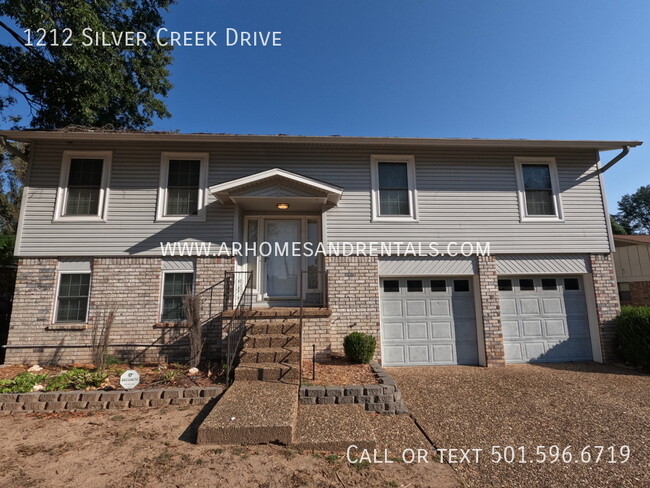 Building Photo - 1212 Silver Creek Dr