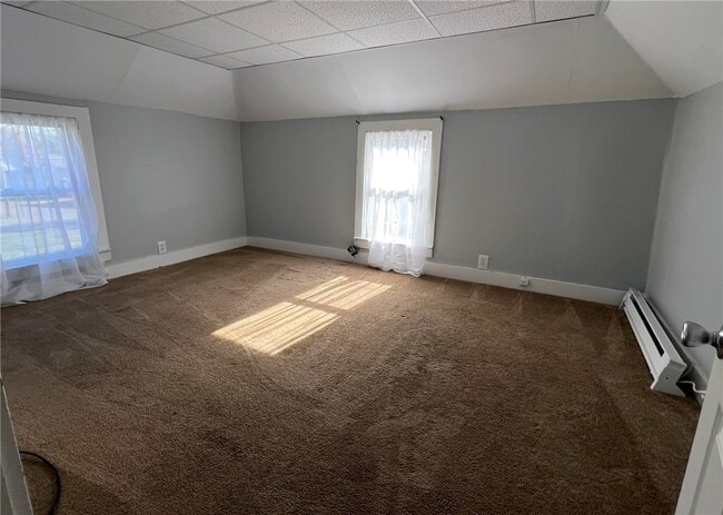 Building Photo - 404 Perry St