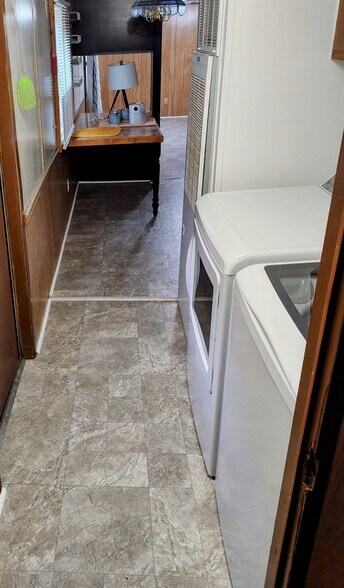 Building Photo - 31101 Greta Rd